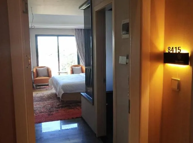 Hotel 皇家一号度假村 Tourist Garden 2*