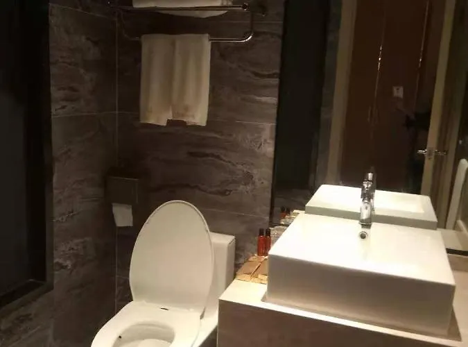 Hotel 皇家一号度假村 Tourist Garden Lapu-Lapu City